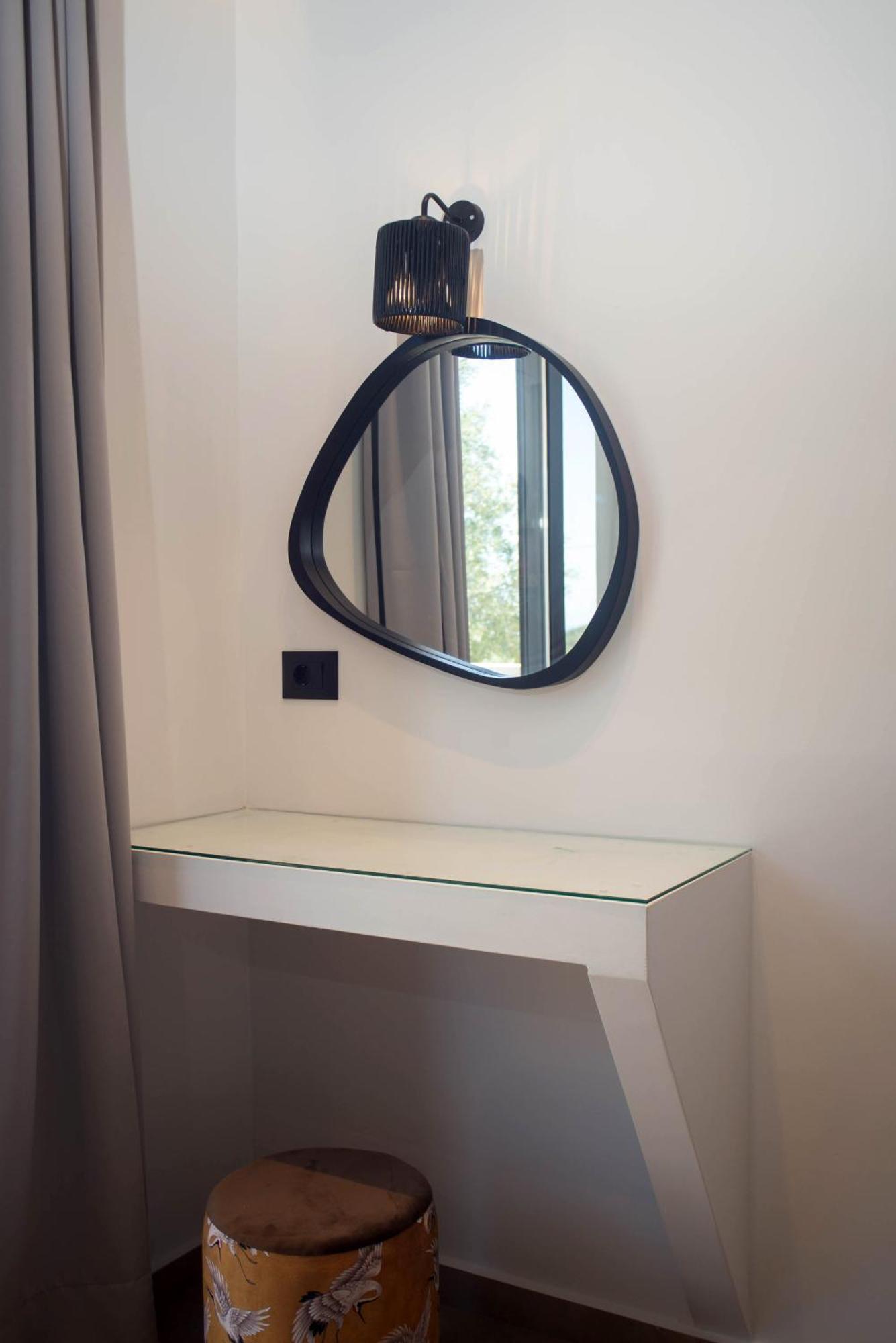 Marea Luxury Suites - Tramontana Korithion Exterior photo